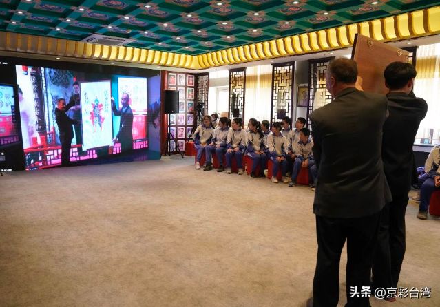 f19ccbd9d19b4b16a9d436b1b88012d4_noop